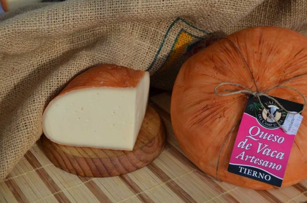 Queso de vaca artesano tierno