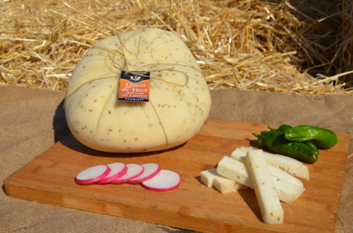 Queso con cominos leche de vaca Queso con cominos leche de vaca